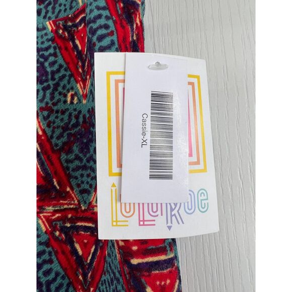LuLaRoe Cassie Pencil Skirt Red Green Purple Triangle Geometric Print Women's XL - Picture 3 of 9
